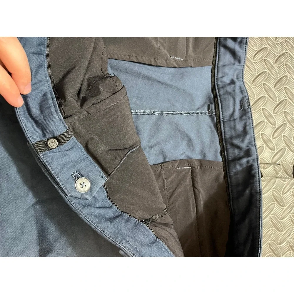 Lululemon Commission Short Slim *Chino 9"‎ Navy Blue Mens Size 36 - Picture 2 of 8